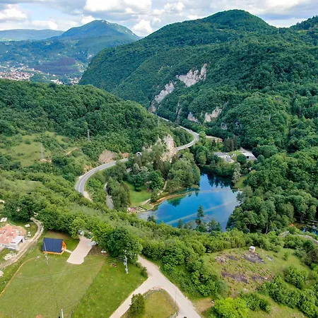 Nika * Jajce